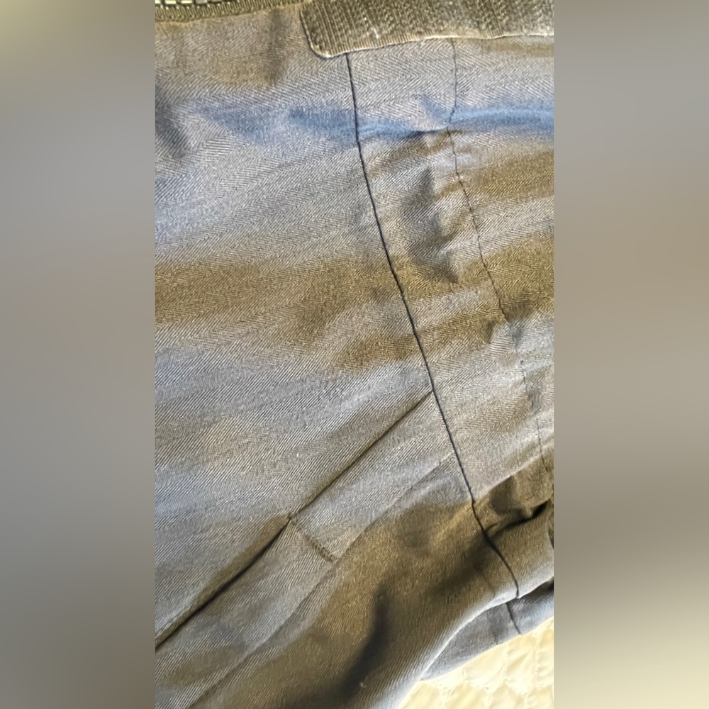 Athleta gray rain jacket. Perfection! - Picture 8 of 12